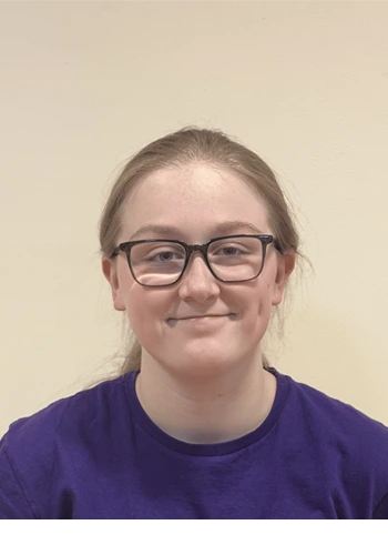 Grace Costello's headshot photo